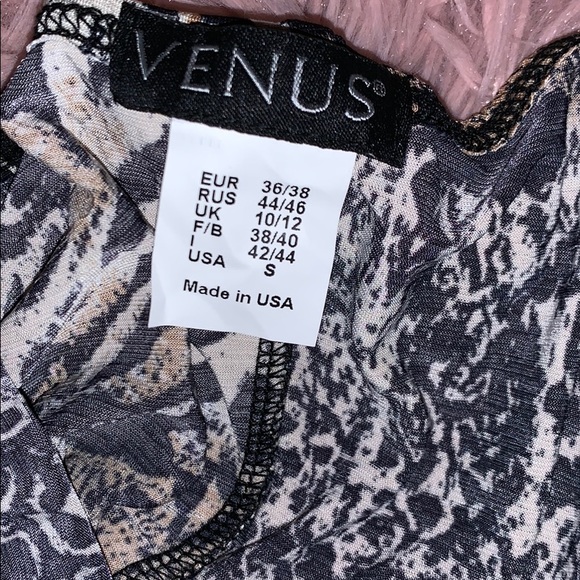 Venus dress - Picture 4 of 4